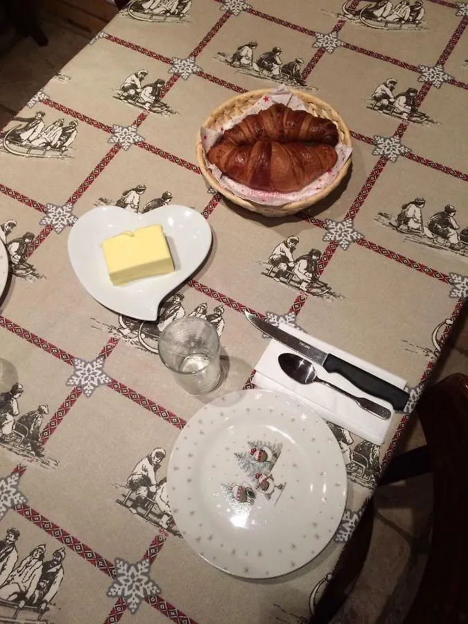 Bed & Breakfast La Grange De L'Errance Bed and Breakfast Giron Frankrike